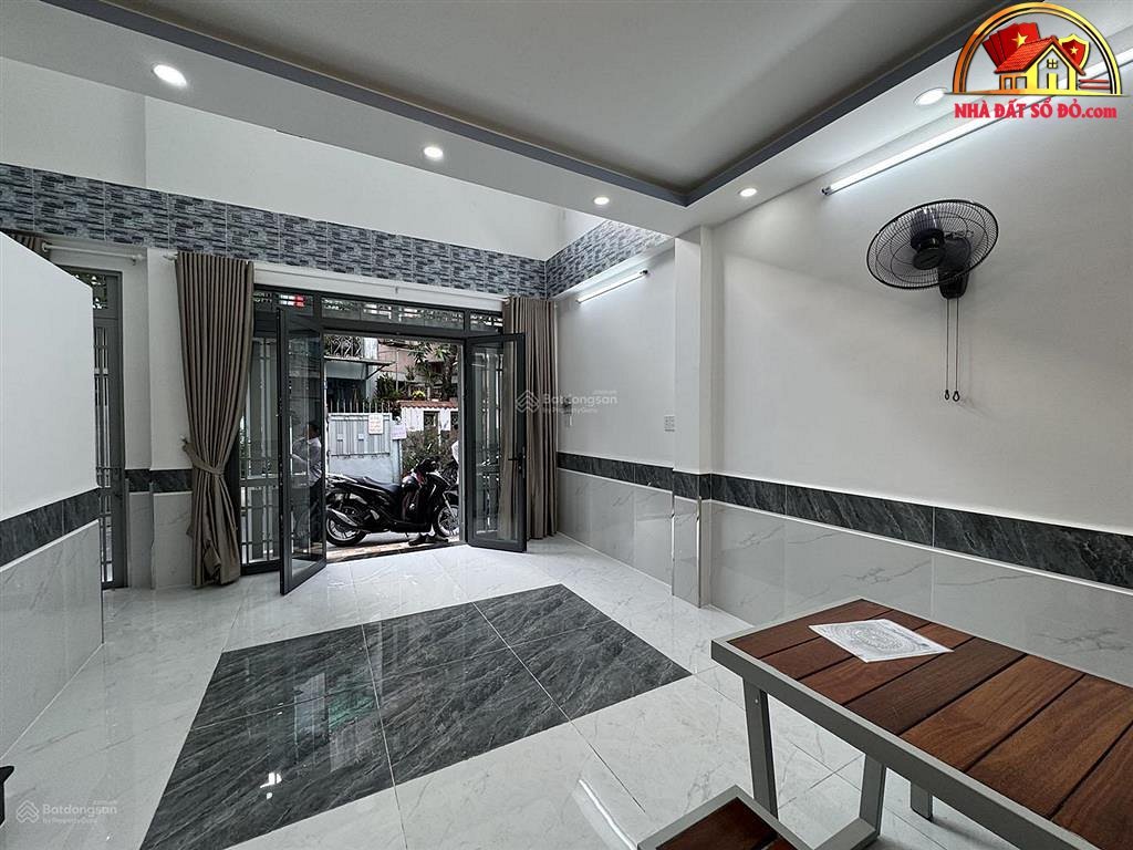Bán nhà đất Đường Đặng Văn Ngữ – Phường cũ 10 Quận Phú Nhuận – Phường mới 10 – Thành phố Hồ Chí Minh 42m2 10 tỷ