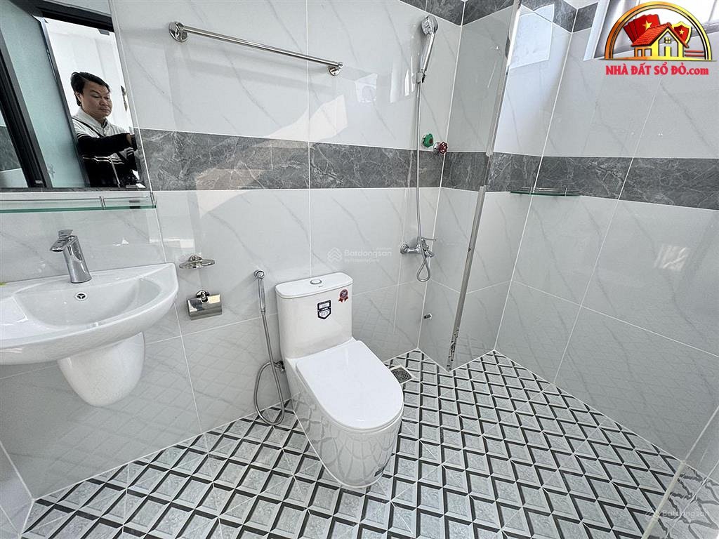 Bán nhà đất Đường Đặng Văn Ngữ – Phường cũ 10 Quận Phú Nhuận – Phường mới 10 – Thành phố Hồ Chí Minh 42m2 10 tỷ