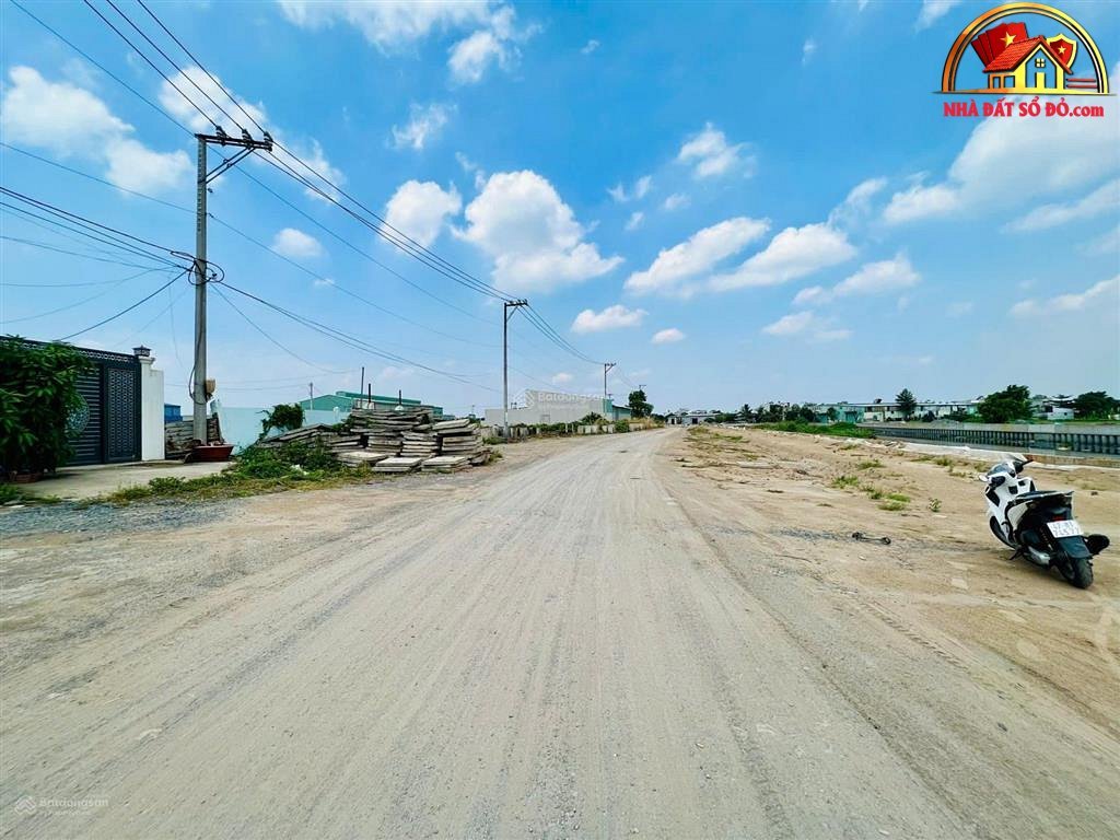 Bán nhà đất Đường Kênh Tham Lương – Phường c… – Bán đất Quận Bình Tân – TP Hồ Chí Minh giá 3 – 5 tỷ
