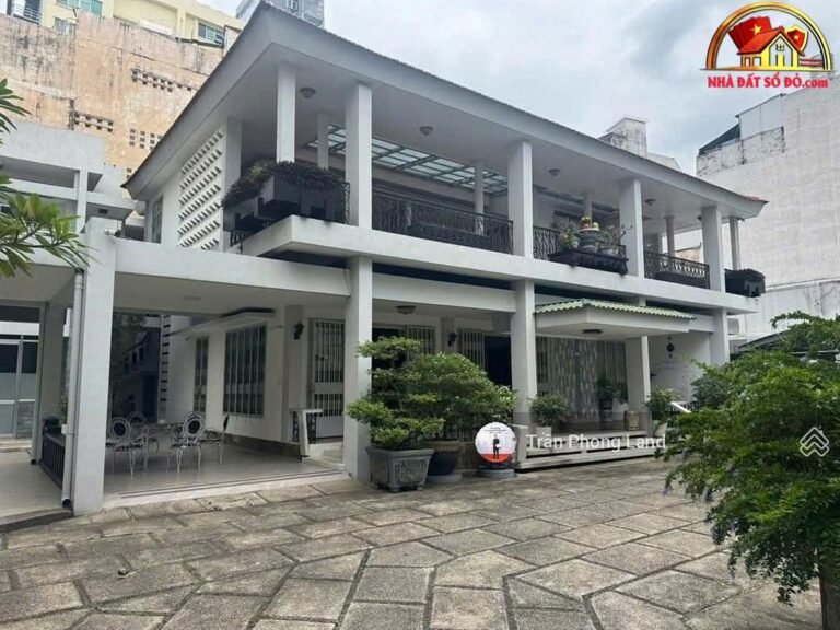 Bán nhà đất Đường Trần Huy Liệu – Phường cũ 11 Quận Phú Nhuận – Phường mới 11 – Thành phố Hồ Chí Minh diện tích 972 m2 giá 190 tỷ