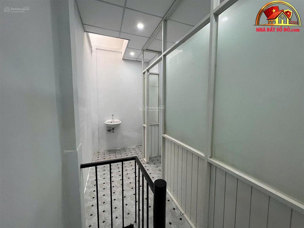 Bán nhà đất Đường Lê Đại Hành – Phường cũ 7 Quận 11 – Phường mới 7 – Thành phố Hồ Chí Minh Diện tích 20 m2 – Giá 4.2 tỷ