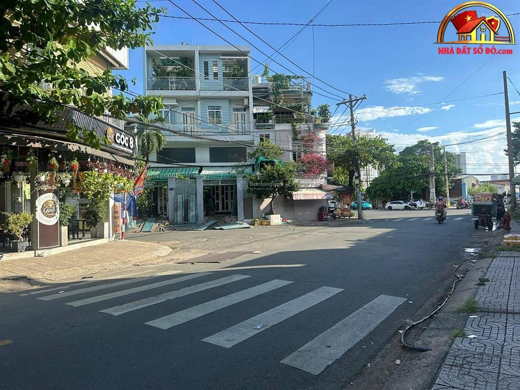 Nhà bán Đường Lê Quang Chiểu – Phường cũ Hiệp Tân Quận Tân Phú – Phường mới Hiệp Tân – Thành phố Hồ Chí Minh Diện tích 105 m2 Giá 13.9 tỷ