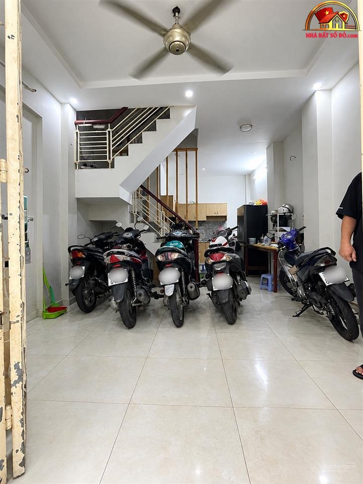 Bán nhà đất Đường Nguyễn Tiểu La – Phường cũ Không xác định – Quận 10 – Phường mới Không xác định – Thành phố Hồ Chí Minh Diện tích 34m2 – Giá 5.1 tỷ