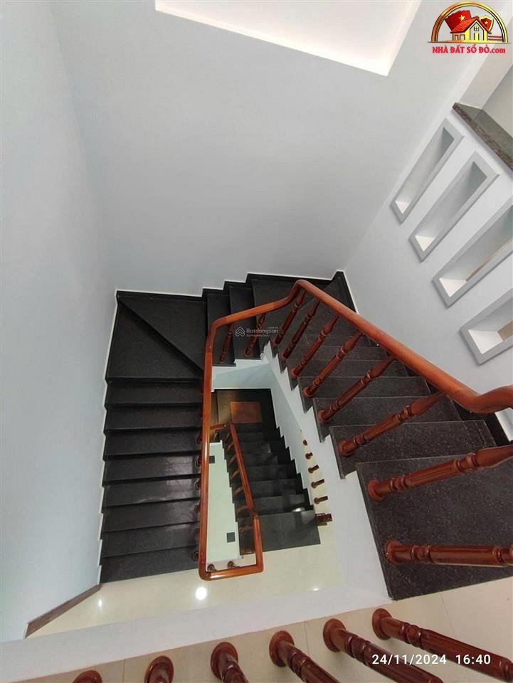 Bán nhà đất Đường Âu Cơ – Phường cũ Hòa Bình… – Bán nhà mặt phố Quận 11 – TP Hồ Chí Minh giá 7 – 10 tỷ