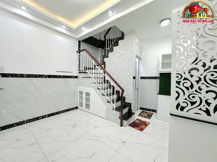 Bán nhà đất Đường Huỳnh Văn Bánh – Phường cũ 15 Quận Phú Nhuận – Phường mới Không xác định – Thành phố Hồ Chí Minh diện tích 18m² giá 3.7 tỷ