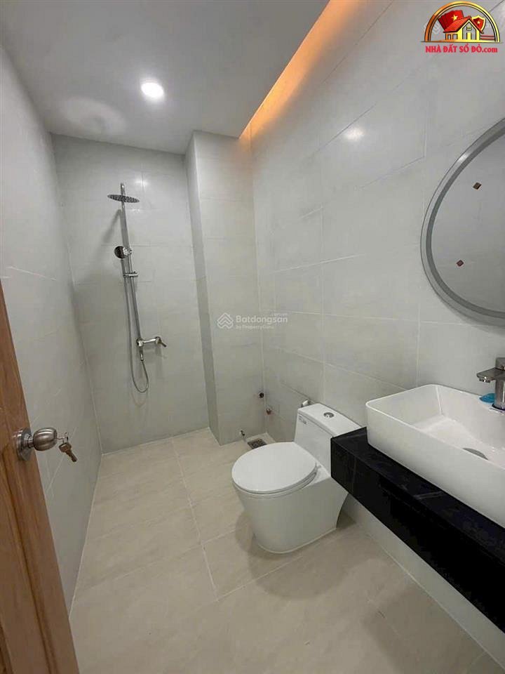 Bán nhà đất Đường Lạc Long Quân – Phường cũ 3 Quận 11 – Phường mới 3 – Thành phố Hồ Chí Minh 32m2 6.97 tỷ