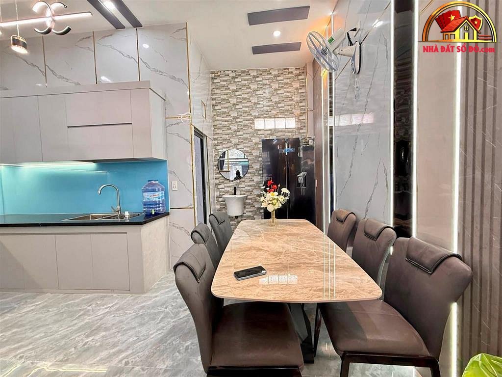 Bán nhà đất Đường Trương Thị Hoa – Phường cũ Tân Thới Hiệp Quận 12 – Phường mới Tân Thới Hiệp – Thành phố Hồ Chí Minh Diện tích 55m2 Giá 6.1 tỷ