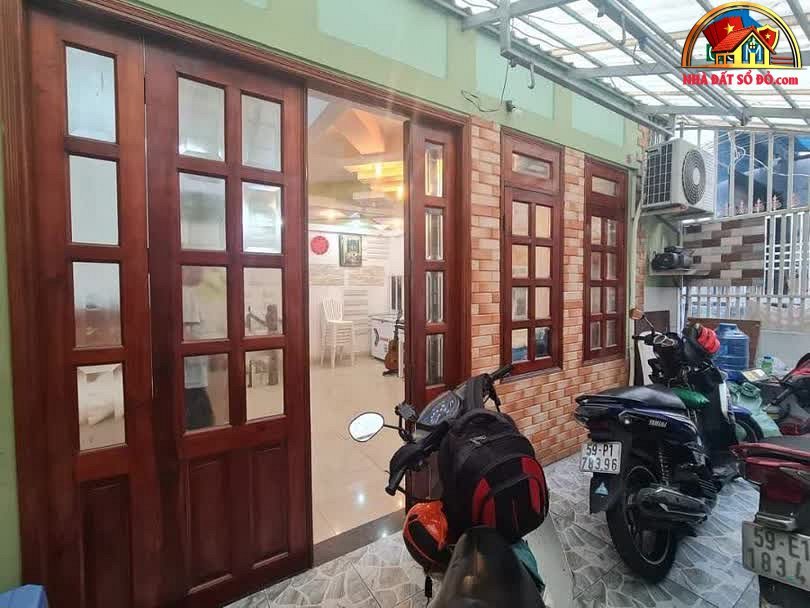 Bán nhà đất Đường Lạc Long Quân – Phường cũ Không xác định – Quận 11 – Phường mới Không xác định – Thành phố Hồ Chí Minh diện tích 30 m² giá 4.8 tỷ