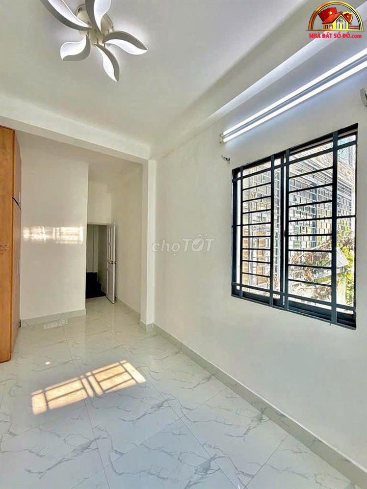 Bán nhà đất Đường Thích Quảng Đức – Phường cũ 5 Quận Phú Nhuận – Phường mới 5 – Thành phố Hồ Chí Minh – 27m2 – 4.9 tỷ