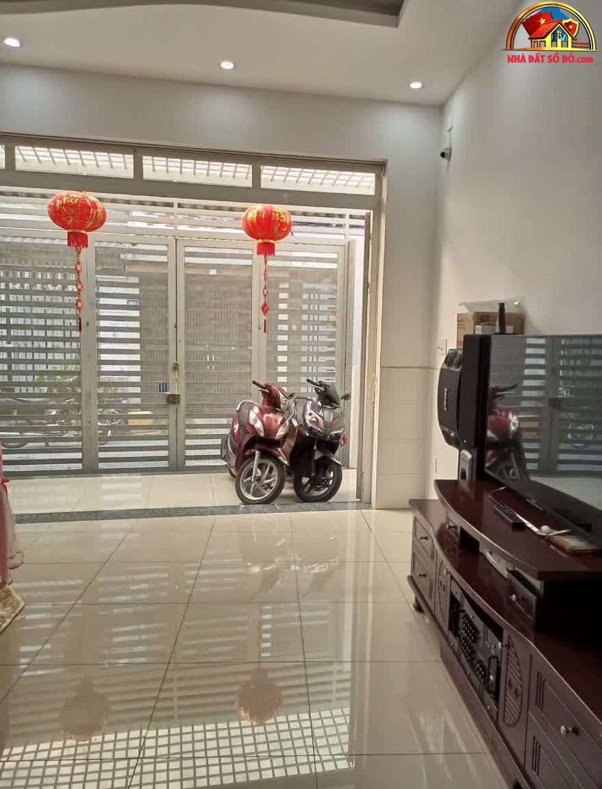 Nhà đẹp gần Etown – Đường Nguyễn Đức Thuận – Phường 13 – Quận Tân Bình – Thành phố Hồ Chí Minh – Diện tích 68m² – Giá 7.3 tỷ