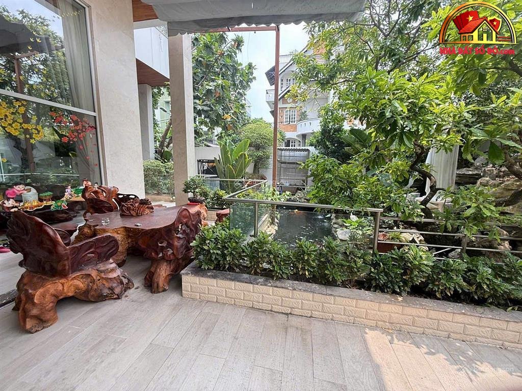 Bán nhà đất Đường Cách Mạng Tháng 8 – Phường cũ – Quận – Phường mới – Thành phố Hồ Chí Minh – Diện tích 450 m2 – Giá 84 tỷ