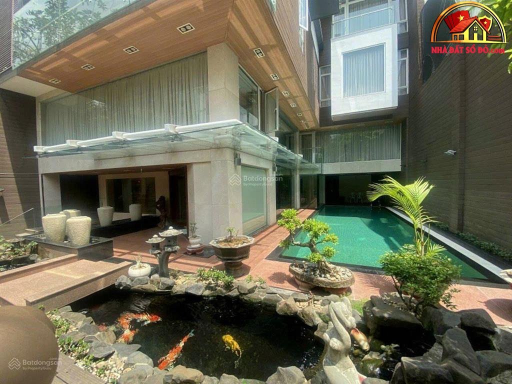 Bán nhà đất Đường Cách Mạng Tháng 8 – Phường cũ – Quận – Phường mới – Thành phố Hồ Chí Minh – Diện tích 450 m2 – Giá 84 tỷ