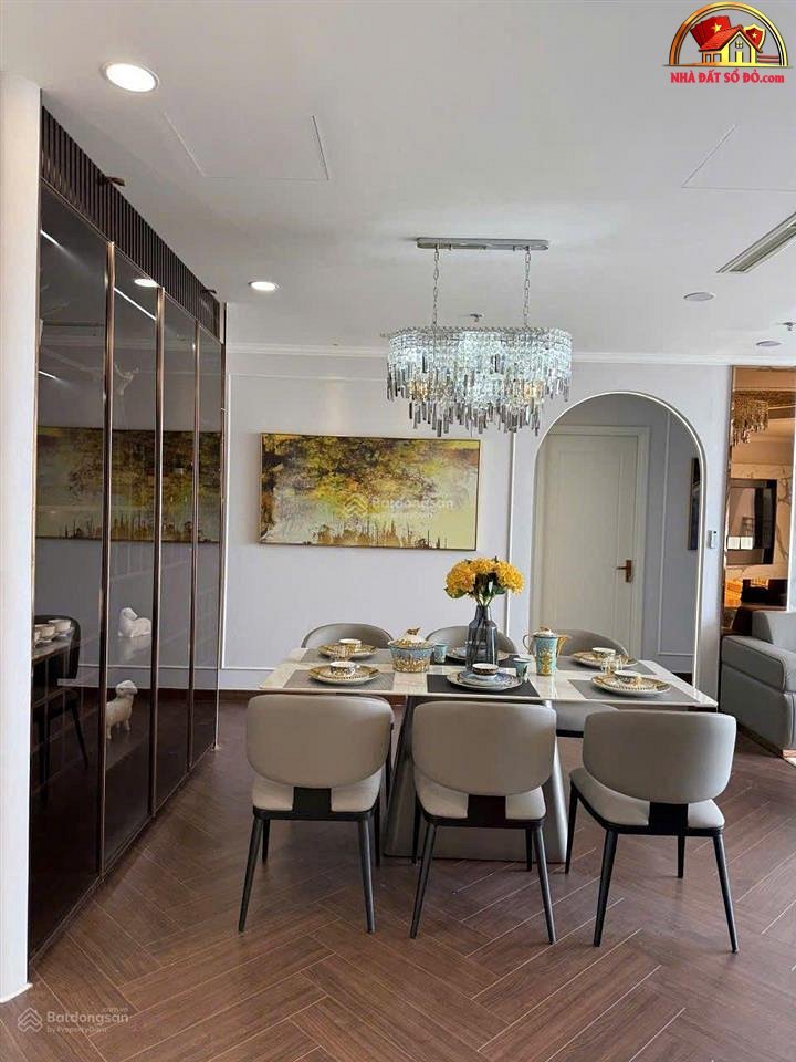 Căn hộ chung cư Vinhomes Central Park đường không xác định – Phường cũ không xác định Quận không xác định – Phường mới không xác định – Thành phố Hồ Chí Minh – diện tích 85 m2 – giá thỏa thuận