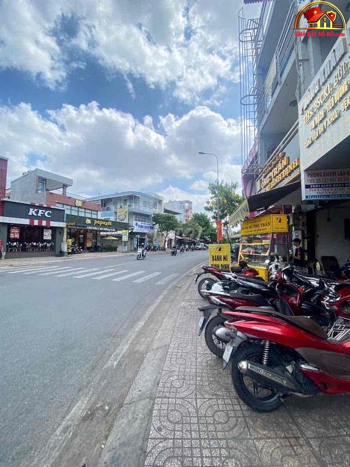 Bán nhà đất Đường Tân Sơn Nhì – Phường cũ Tân Sơn Nhì Quận Tân Phú – Phường mới Tân Sơn Nhì – Thành phố Hồ Chí Minh diện tích 30 m2 giá 8.9 tỷ