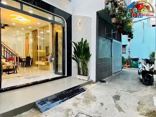 Bán nhà đất Đường Lý Thường Kiệt – Phường cũ 1 Quận Gò Vấp – Phường mới 1 – Thành phố Hồ Chí Minh 12 m² 4.9 tỷ