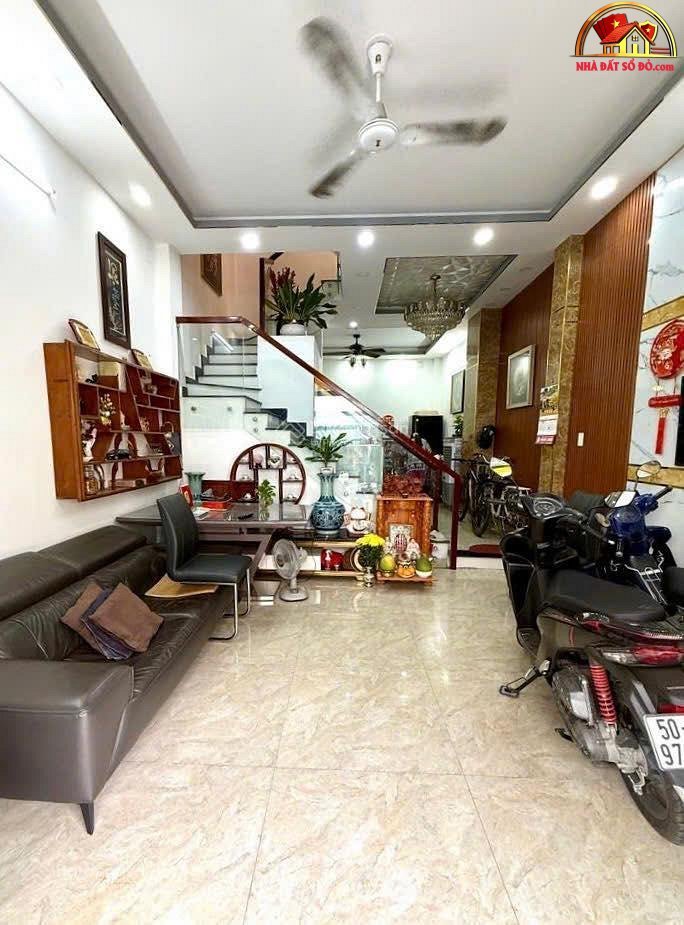 Bán nhà đất Đường Lạc Long Quân – Phường cũ 10 Quận Tân Bình – Phường mới 10 – Thành phố Hồ Chí Minh 83 m2 8.5 tỷ