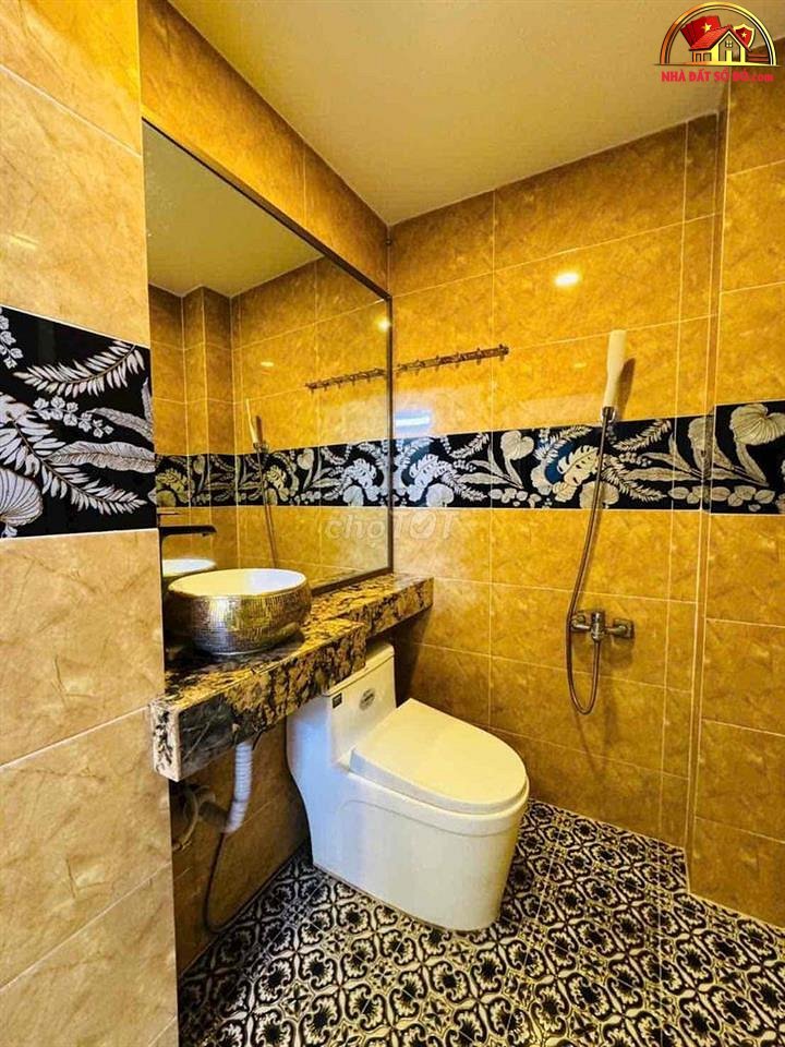 Bán nhà đất Đường Ni Sư Huỳnh Liên – Phường cũ 10 Quận Tân Bình – Phường mới 10 – Thành phố Hồ Chí Minh Diện tích 46 m2 Giá 5.5 tỷ