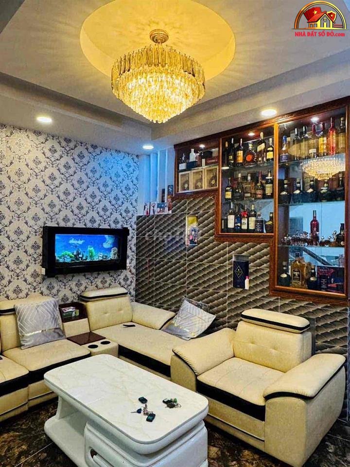 Bán nhà đất Đường Ni Sư Huỳnh Liên – Phường cũ 10 Quận Tân Bình – Phường mới 10 – Thành phố Hồ Chí Minh Diện tích 46 m2 Giá 5.5 tỷ