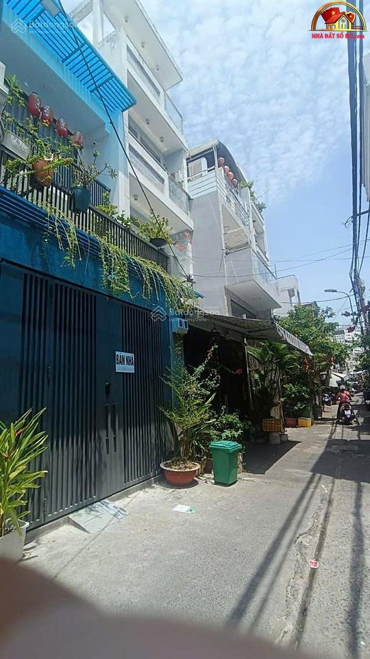 Bán nhà đất Đường Lạc Long Quân – Phường cũ Không xác định – Quận 11 – Phường mới Không xác định – Thành phố Hồ Chí Minh Diện tích 50 m2 – Giá 7.2 tỷ