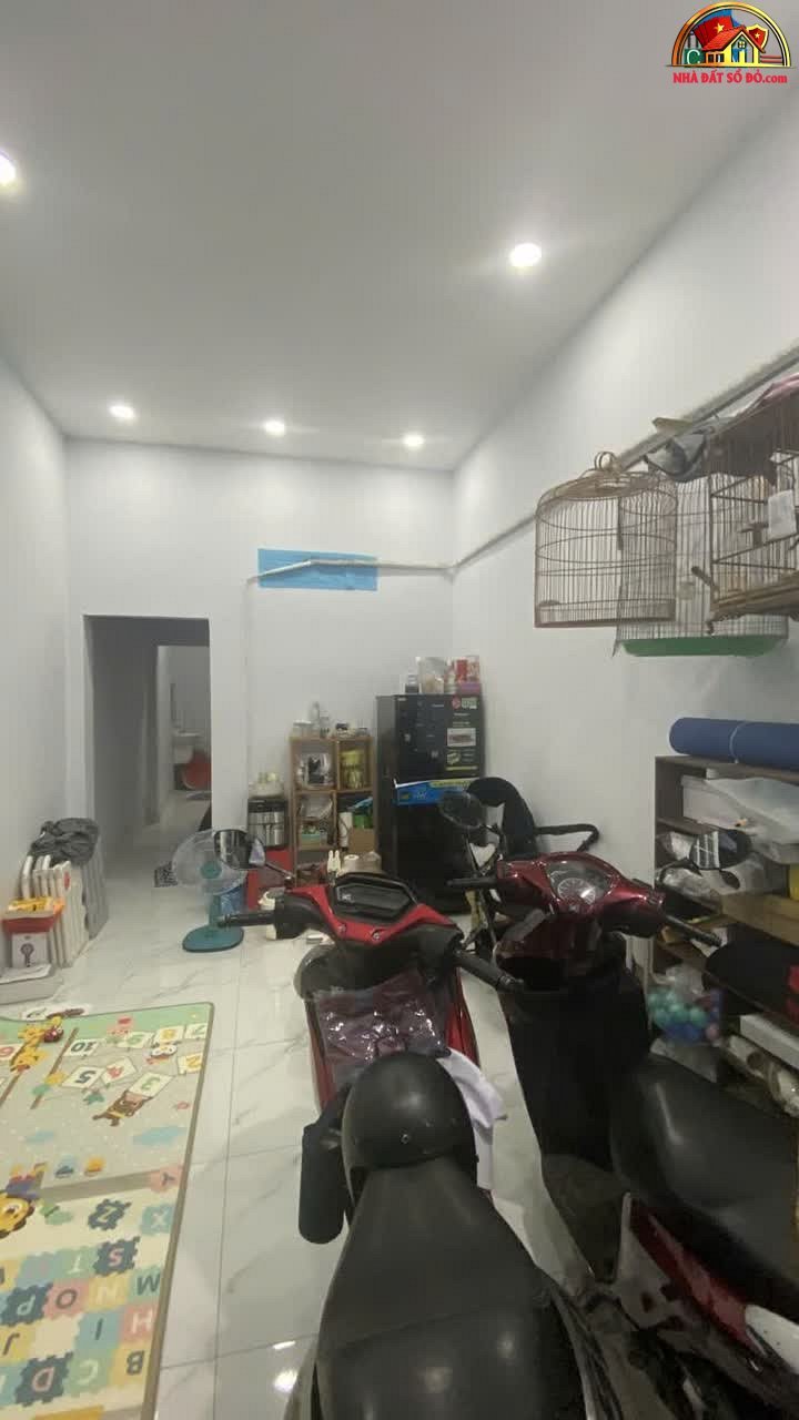 Bán nhà đất Đường Lê Trọng Tấn – Phường cũ Bình Hưng Hòa Quận Bình Tân – Phường mới Bình Hưng Hòa – Thành phố Hồ Chí Minh diện tích 35 m² giá 2.7 tỷ