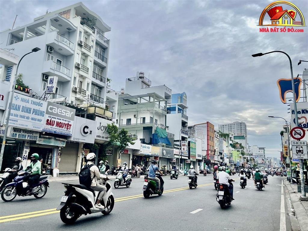 Bán nhà đất Đường Phan Đình Phùng – Phường cũ Cầu Kiệu Quận Phú Nhuận – Phường mới Không xác định – Thành phố Hồ Chí Minh Diện tích 108 m2 Giá 14 tỷ