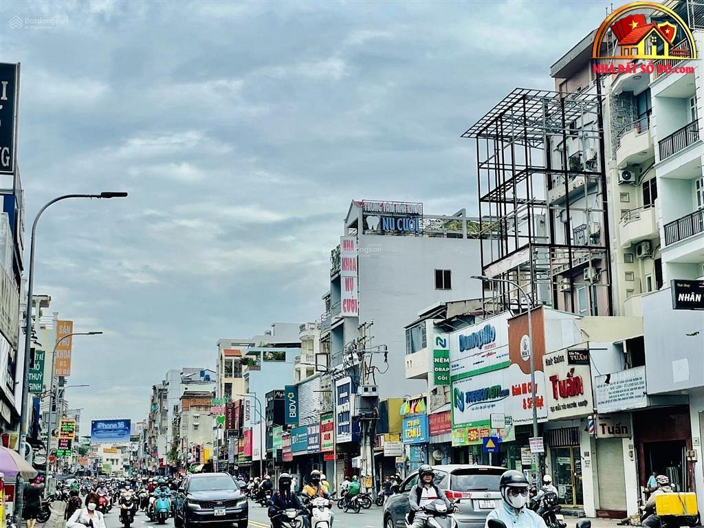 Bán nhà đất Đường Phan Đình Phùng – Phường cũ Cầu Kiệu Quận Phú Nhuận – Phường mới Không xác định – Thành phố Hồ Chí Minh Diện tích 108 m2 Giá 14 tỷ