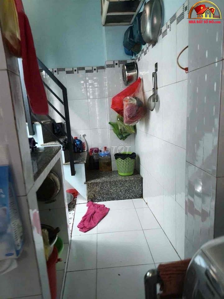 Bán nhà đất Đường Bà Hom – Phường cũ 13 Quận 6 – Phường mới 13 – Thành phố Hồ Chí Minh diện tích 18 m2 giá 2.5 tỷ