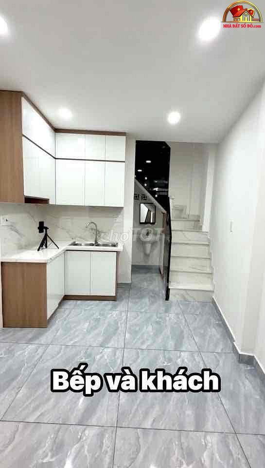 Bán nhà đất Đường Lạc Long Quân – Phường cũ 5 Quận 11 – Phường mới 5 – Thành phố Hồ Chí Minh 16m2 2.89 tỷ