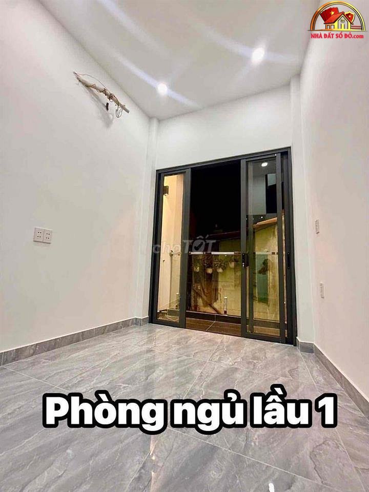 Bán nhà đất Đường Lạc Long Quân – Phường cũ 5 Quận 11 – Phường mới 5 – Thành phố Hồ Chí Minh 16m2 2.89 tỷ