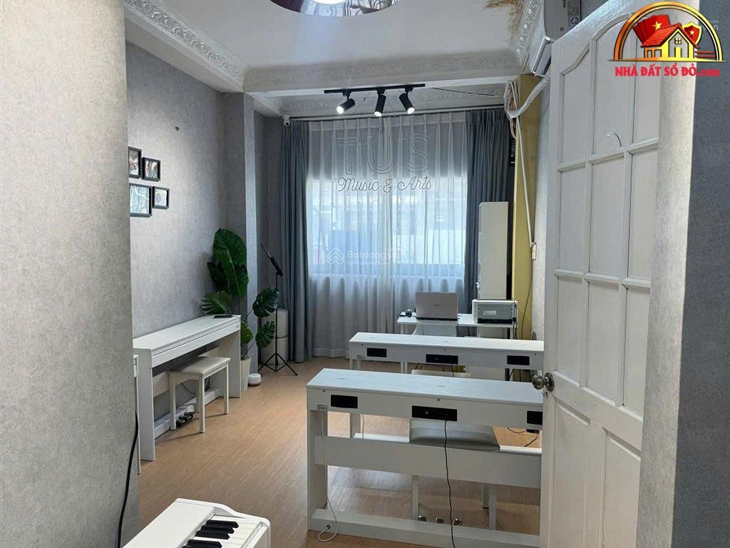 Bán nhà đất Đường Huỳnh Văn Bánh – Phường cũ 12 Quận Phú Nhuận – Phường mới 12 – Thành phố Hồ Chí Minh 32 m2 giá 9.8 tỷ