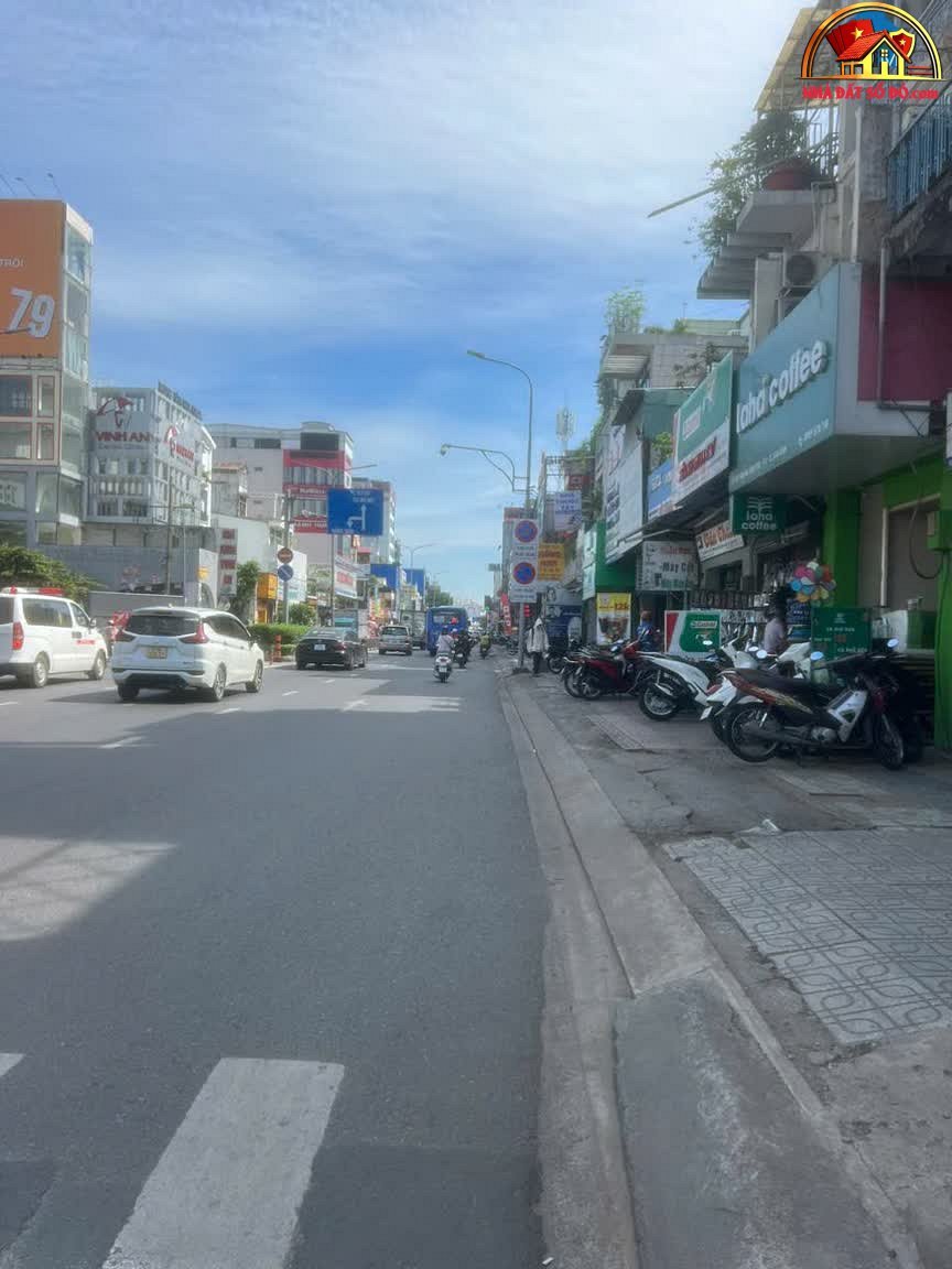 Bán nhà đất Đường Hoàng Văn Thụ – Phường cũ 4 Quận Tân Bình – Phường mới 4 – Thành phố Hồ Chí Minh 415.08 m² 30 tỷ