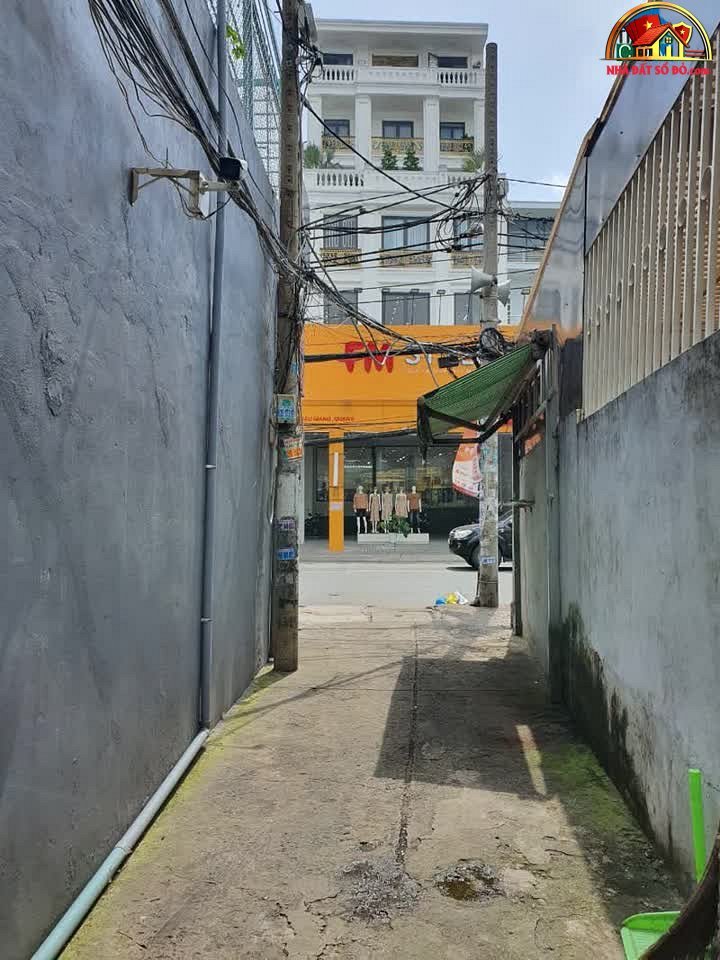 Bán nhà đất Đường Hậu Giang – Phường cũ 12 Quận 6 – Phường mới 12 – Thành phố Hồ Chí Minh diện tích 43 m² giá 3650000000