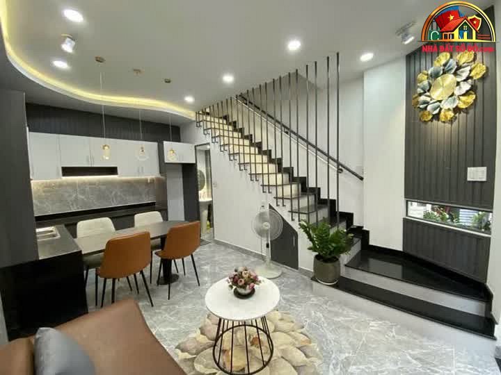 Bán nhà đất Đường Nguyễn Tri Phương – Phường cũ Không xác định – Quận 10 – Phường mới Không xác định – Thành phố Hồ Chí Minh Diện tích 45 m² Giá 5.8 tỷ
