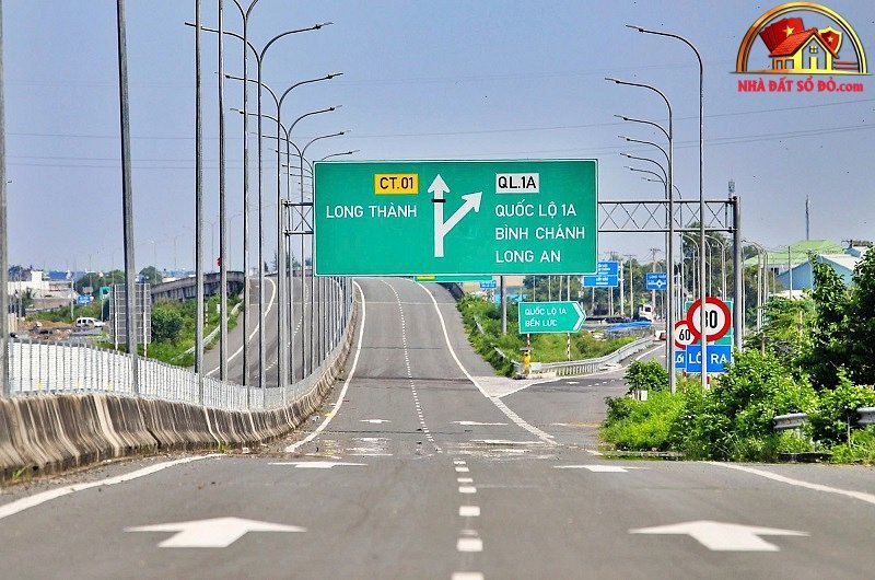 Bất động sản 24h: TP.HCM sắp đấu giá lô đất vàng Thủ Thiêm gần 3.000 tỷ; Tháng 9 thông xe cao tốc Bến Lức - Long Thành- Ảnh 1.