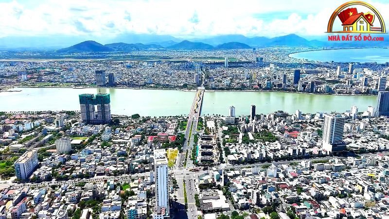 Bất động sản 24h: Vĩnh Long chuẩn bị thi công 4 dự án hạ tầng lớn; Đà Nẵng duyệt khu nhà ở xã hội hơn 4.100 tỷ- Ảnh 1.