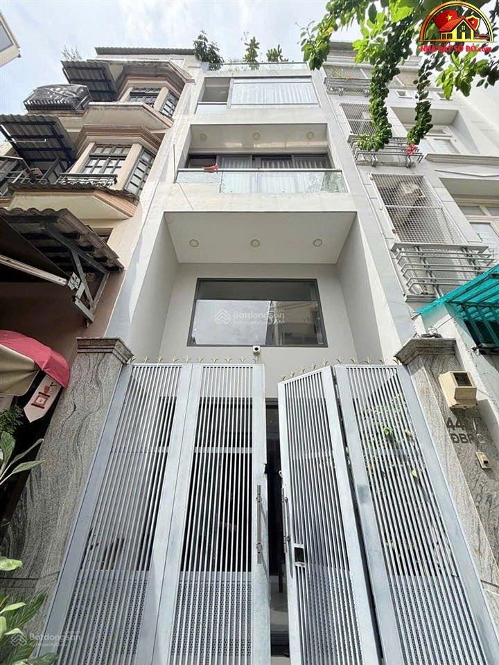 Bán nhà đất Đường Hồng Lạc – Phường cũ 10 Quận Tân Bình – Phường mới Không xác định – Thành phố Hồ Chí Minh diện tích 33 m2 giá 4.45 tỷ