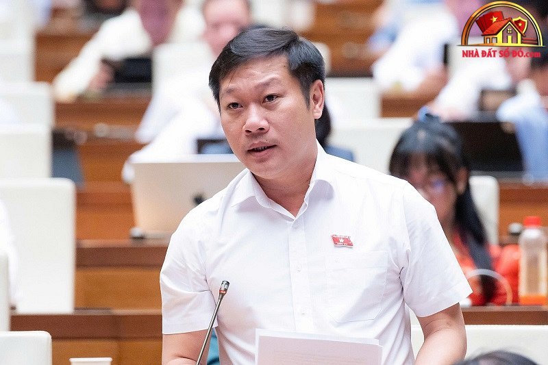 Giải Pháp Ngăn Chặn Thao Túng Giá Bất Động Sản Sổ Đỏ Tại TP.HCM & Đà Nẵng