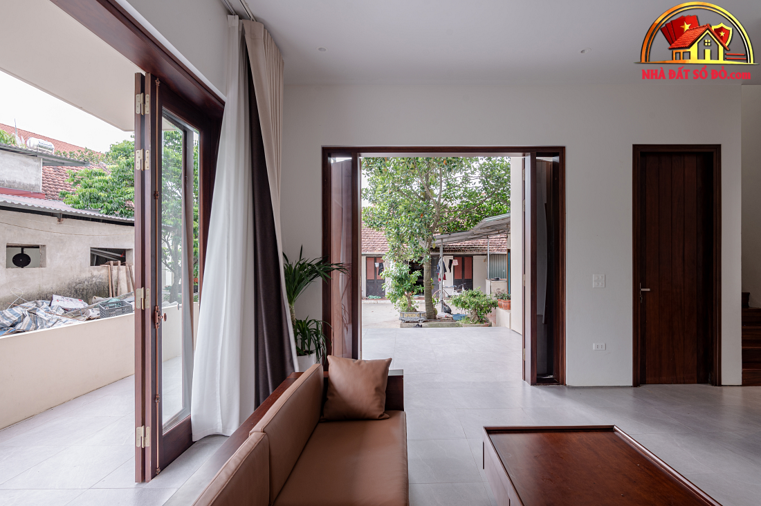 Ngôi nhà đa thế hệ ngoại ô Hà Nội: Nơi sân trong kết nối bếp cộng đồng- Ảnh 6. Ngôi nhà đa thế hệ ngoại ô Hà Nội: Nơi sân trong kết nối bếp cộng đồng- Ảnh 6.