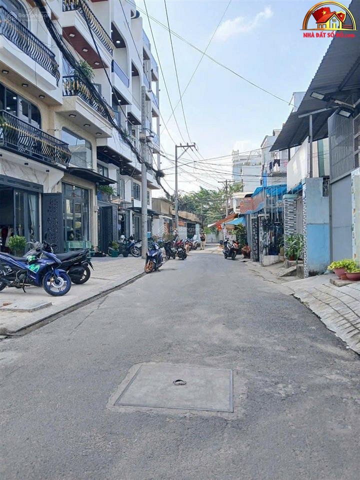 Nhà riêng 68 m2 giá 7.4 tỷ Đường Lê Đình Cẩn – Phường cũ Tân Tạo A Quận Bình Tân – Phường mới Tân Tạo A – Thành phố Hồ Chí Minh