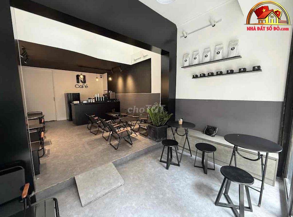 Sang quán cà phê Đường Lý Thường Kiệt – Phường cũ 15 Quận 11 – Phường mới 15 – Thành phố Hồ Chí Minh 40 m2 120 triệu