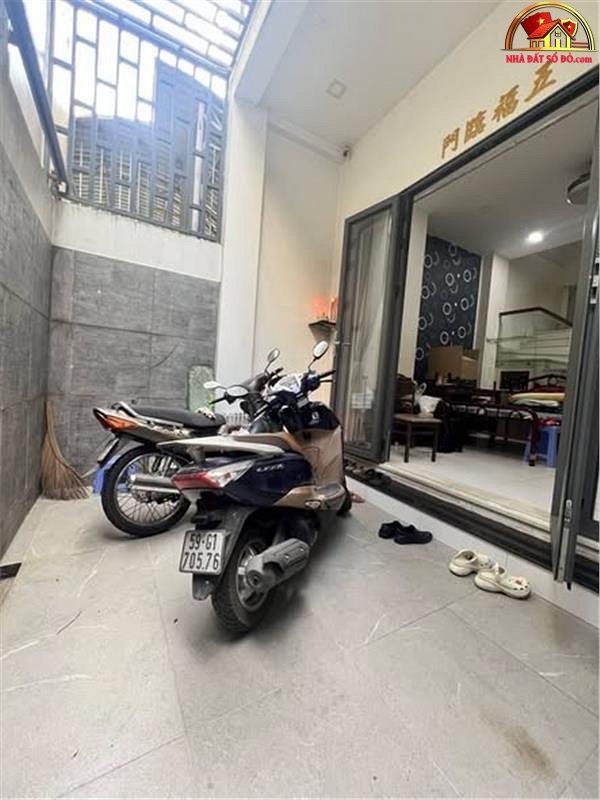 Bán nhà đất Đường Nguyễn Duy Dương – Phường cũ 4 Quận 10 – Phường mới 4 – Thành phố Hồ Chí Minh 56 m2 8.3 tỷ