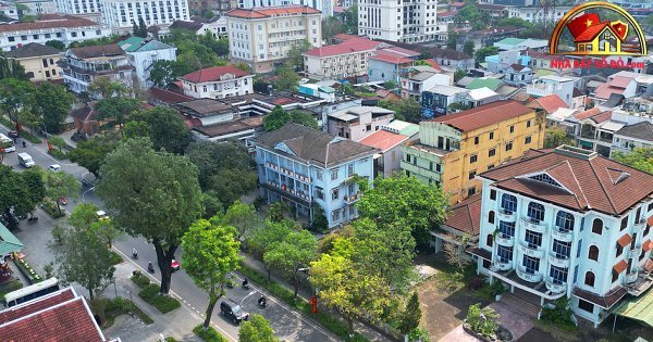 Đấu Giá Đất Vàng Ven Sông Hương: Cơ Hội Đầu Tư Hấp Dẫn Tại Huế