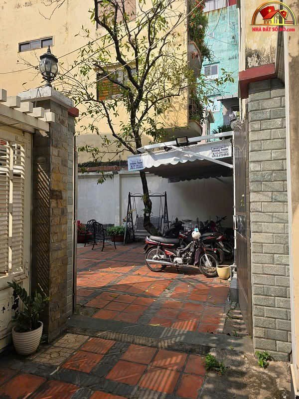 Cần bán nhà 3 tầng vị trí trung tâm đường CMT8 – Phường cũ 13 Quận 10 – Phường mới 13 – Thành phố Hồ Chí Minh diện tích 175m2 giá 27000000000