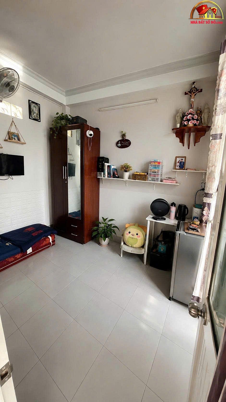 Căn góc hẻm xe hơi cách mạng tháng tám – Phường cũ 4 Quận Tân Bình – Phường mới Tân Sơn Nhất – Thành phố Hồ Chí Minh – Diện tích 130m2 – Giá 7.5 tỷ