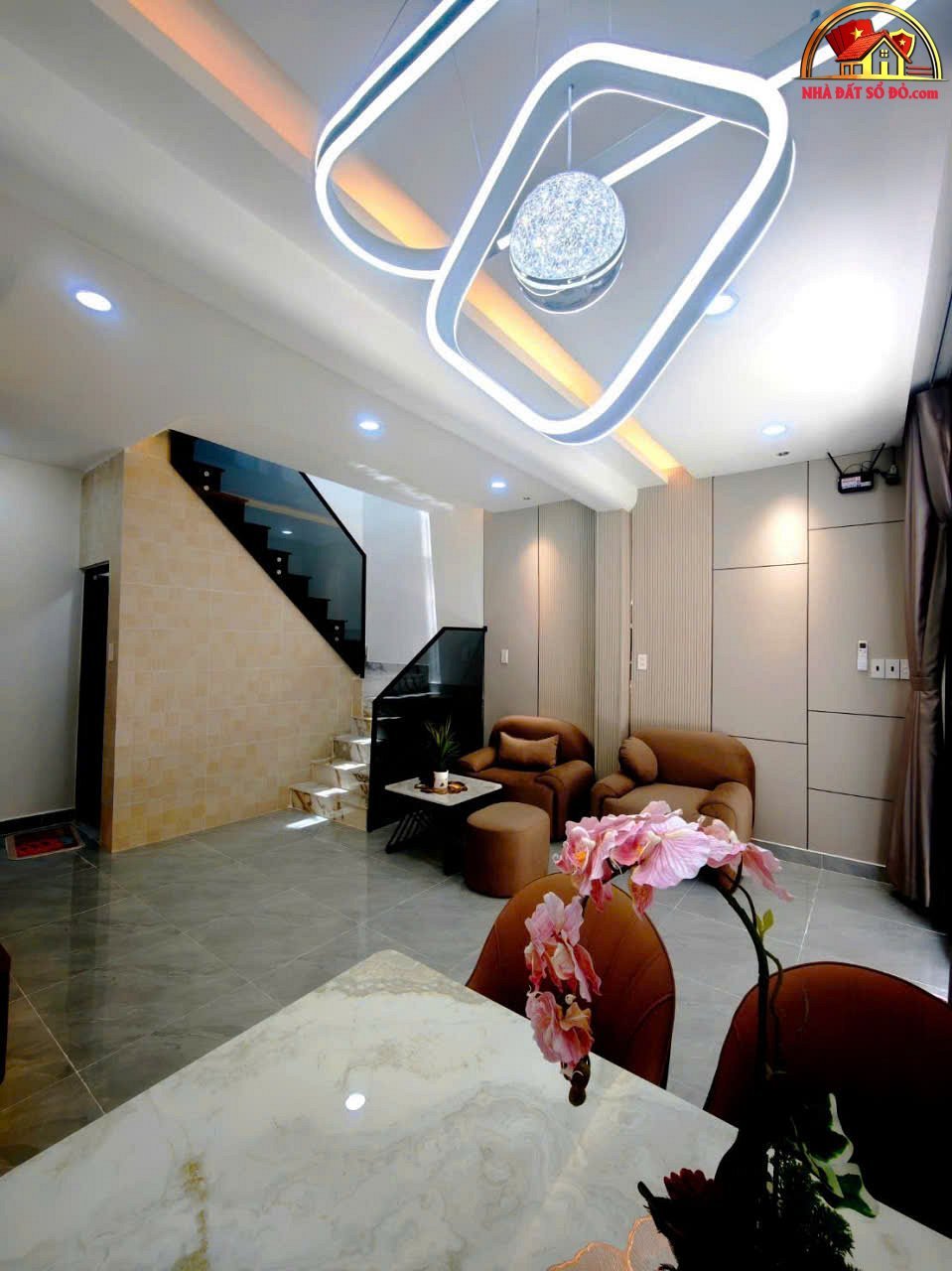 Hàng hiếm phú nhuận ngang 7,2m, hẻm xe hơi 10 bước, full nội thất cao cấp, nhỉnh 6 tỷ – Bán nhà đất Đường Thích Quảng Đức – Phường cũ 5 – Quận Phú Nhuận – Phường mới 5 – Thành phố Hồ Chí Minh
