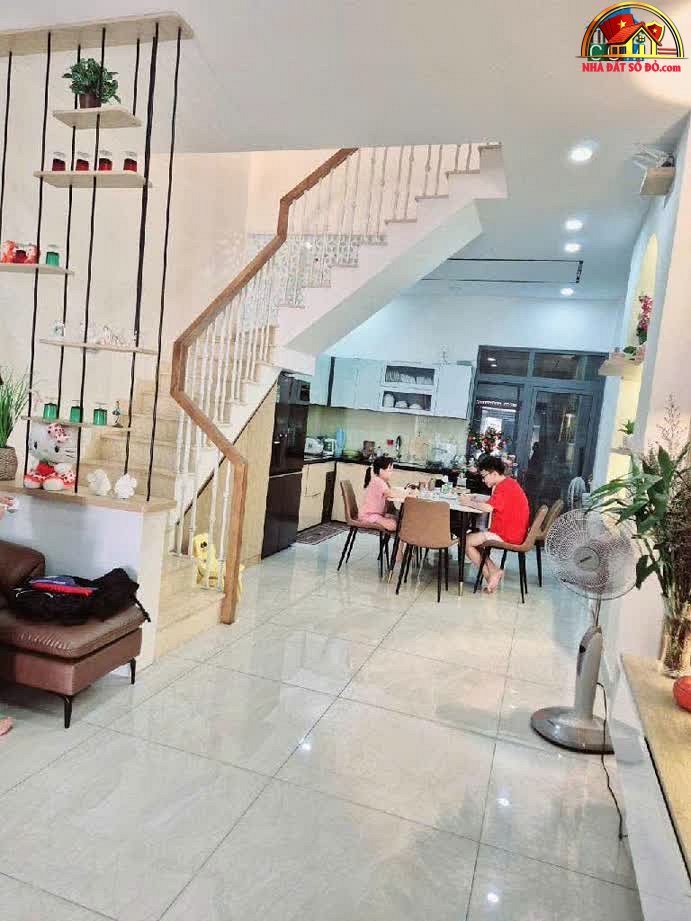 Nhà 3 tầng giá tốt tại Gò Vấp – Sổ hồng vuông vức – 84m2 – 10.65 tỷ