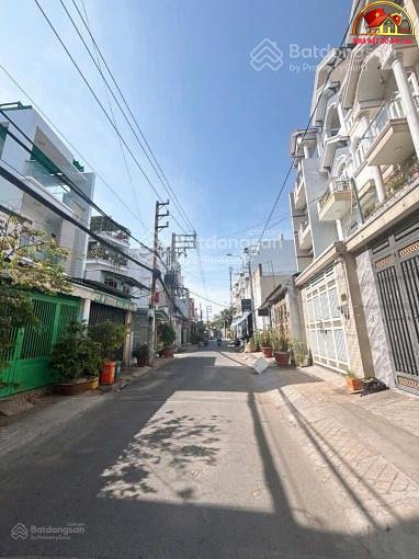 Nhà nở hậu tài lộc 5 tỷ, 100 m2 – Đường Chiến Lược – REVIEW NHÀ PHỐ