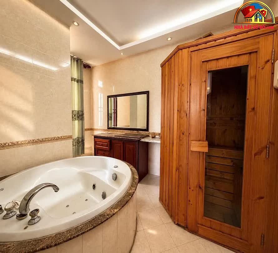 Biệt thự mặt tiền khu sân bay, diện tích 348m2, giá 63.9 tỷ – Bán nhà đất Tân Bình, Hồ Chí Minh