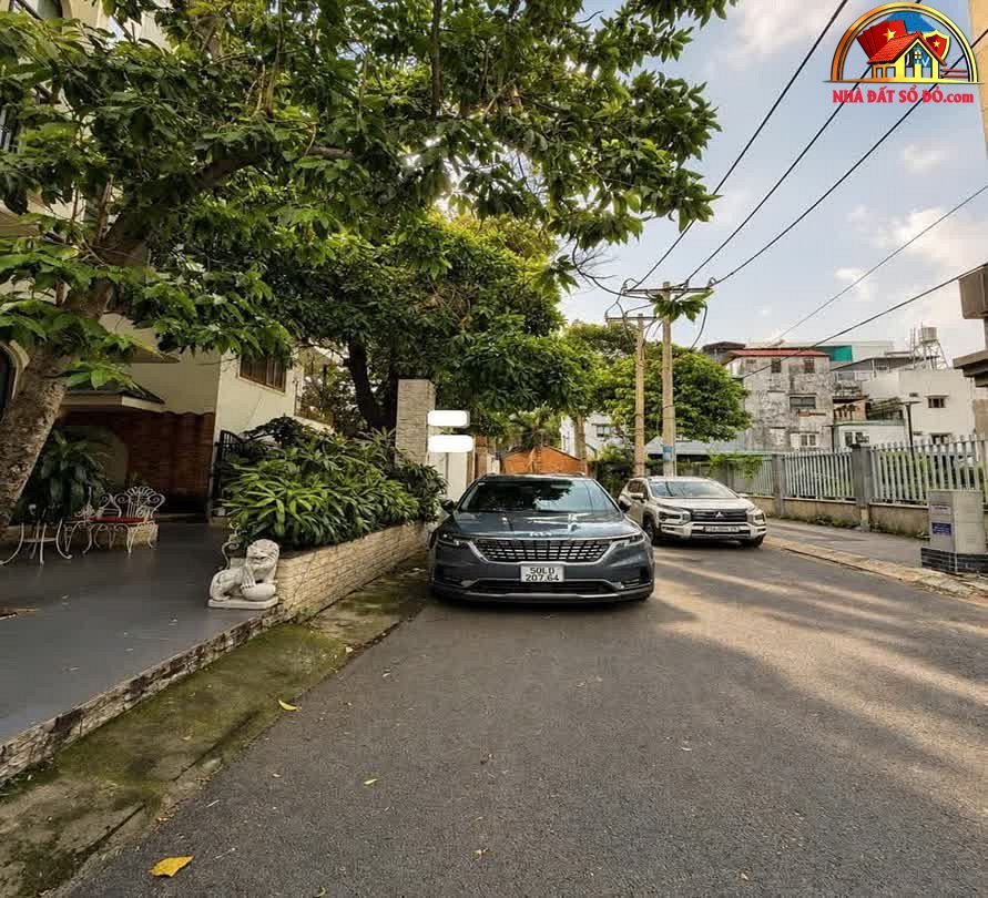 Biệt thự mặt tiền khu sân bay, diện tích 348m2, giá 63.9 tỷ – Bán nhà đất Tân Bình, Hồ Chí Minh