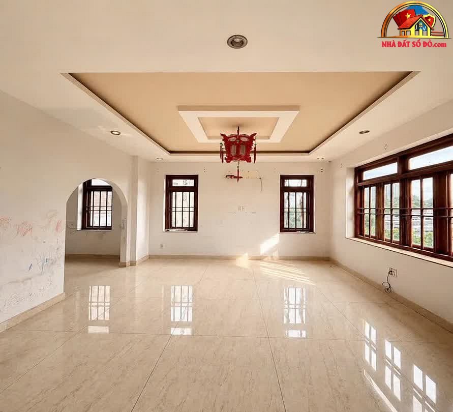 Biệt thự mặt tiền khu sân bay, diện tích 348m2, giá 63.9 tỷ – Bán nhà đất Tân Bình, Hồ Chí Minh
